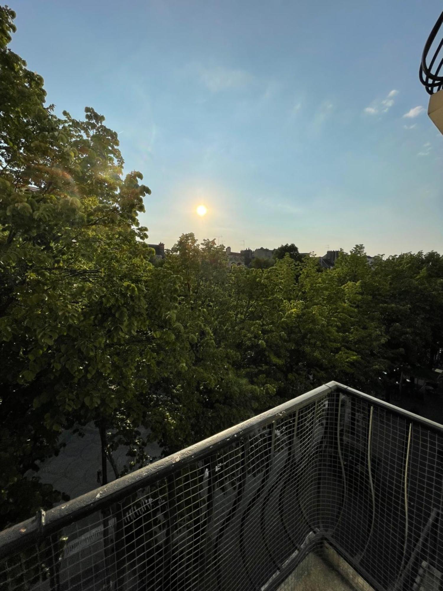 Lappart Den Face Hyper-Centreprestigieux Apartment Reims Exterior photo